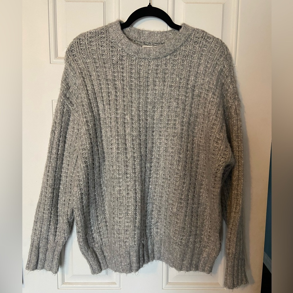 American Eagle Outfitters Gray Crewneck Sweater Chunky Knit